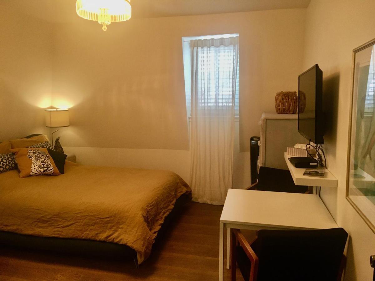 Au Vieux Presbytere De Saint-Leon Екстериор снимка